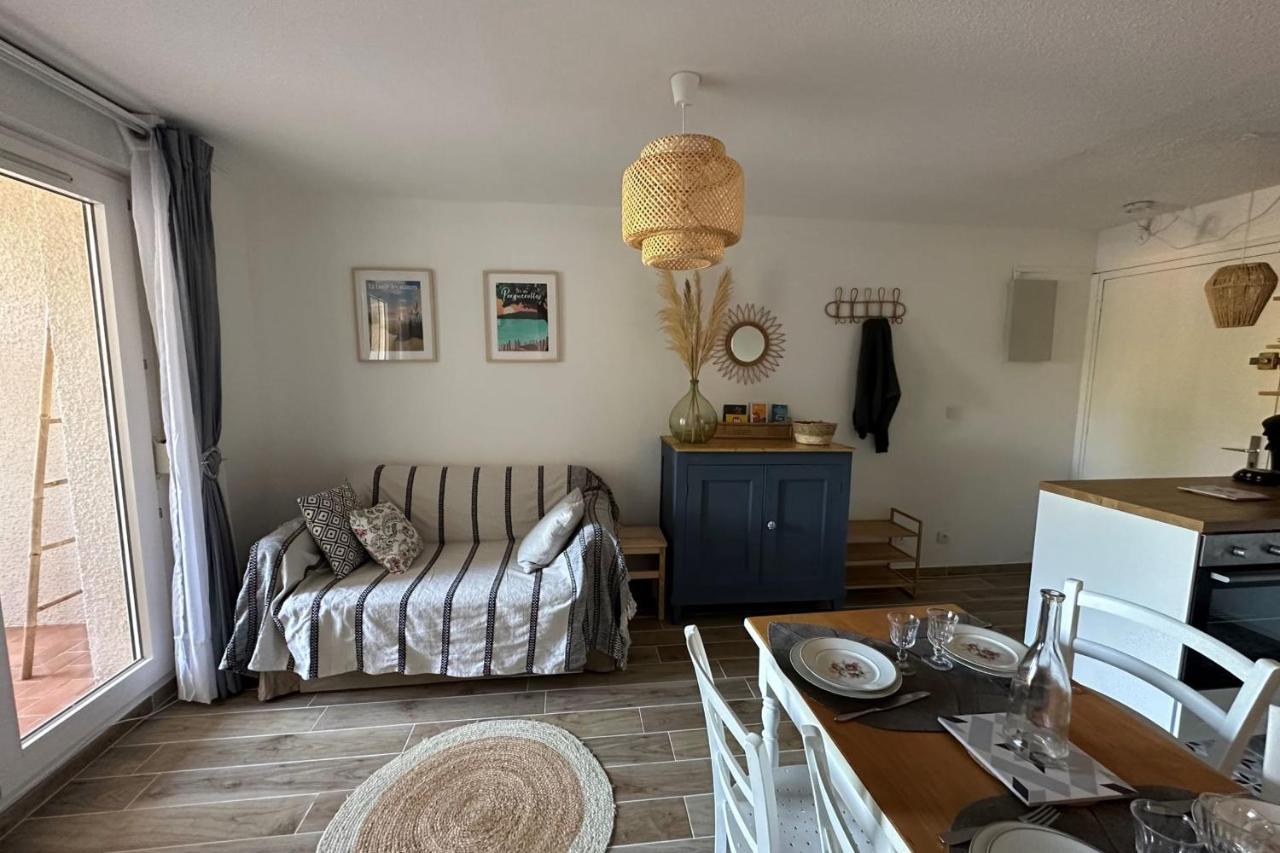 Very Cosy Apartment At 200 M From The Beaches La Londe-les-Maures Exterior photo